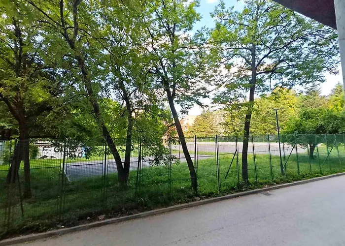 Ema - Cozy Near Wilsons Promenade Apartamento